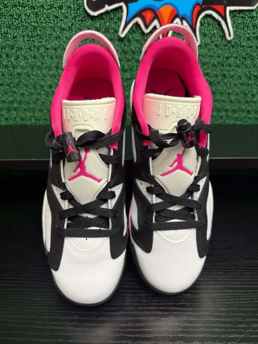 Air Jordan 6 Retro Low GS Fierce Pink Youth Size 6/7.5W Pre-Owned: Excellent